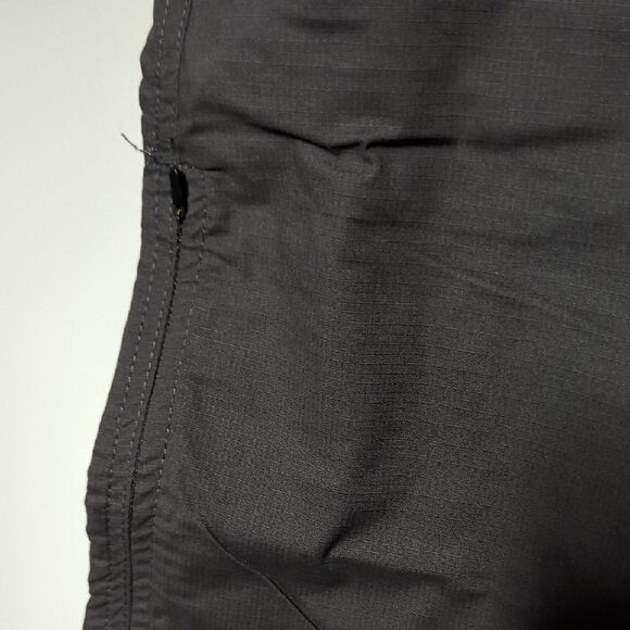 NWT prana Double Peak Black Cargo Shorts with Sturdy Cotton Blend - Picture 3 of 10